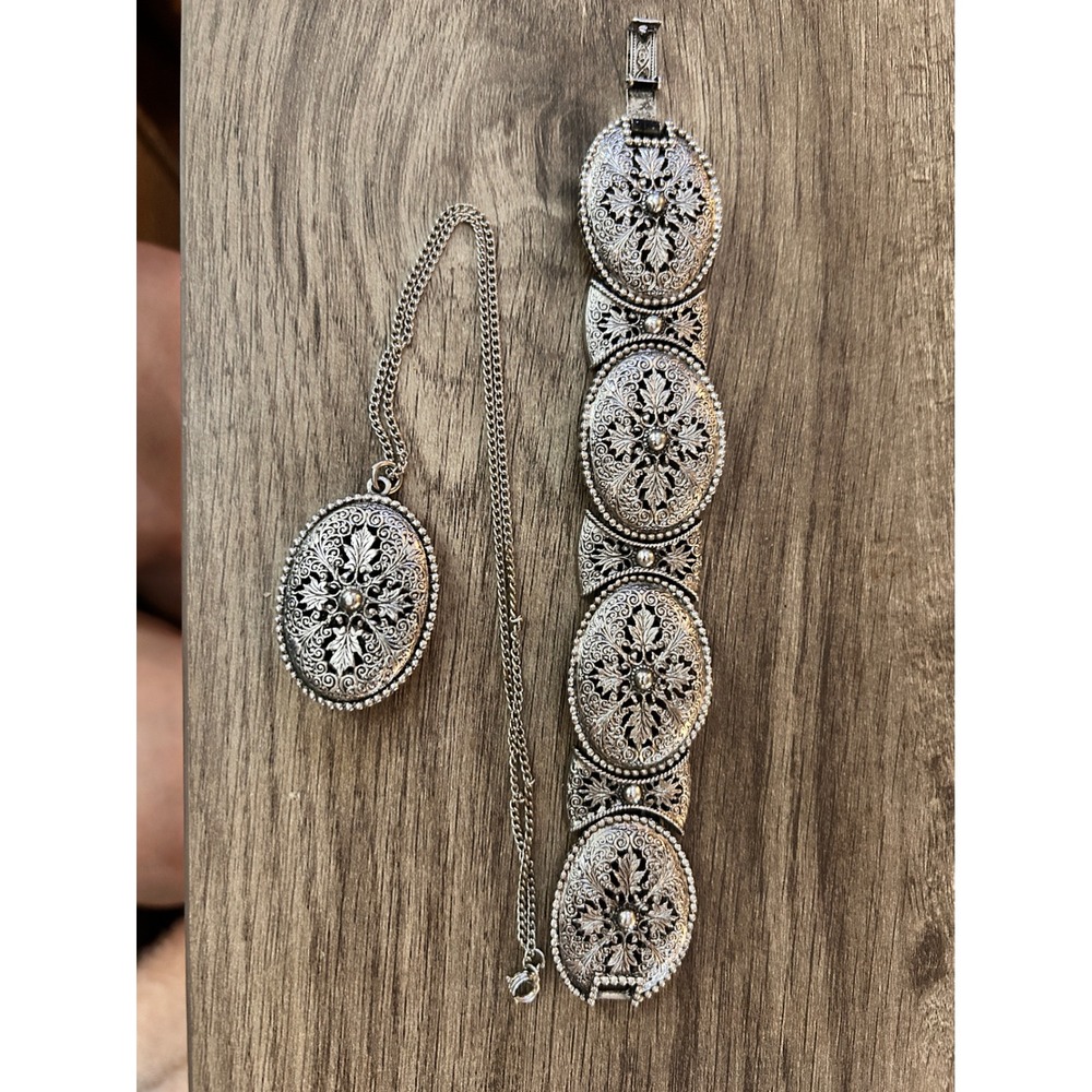 Vintage Silver Tone Filigree Panel Bracelet and Oval Pendant Necklace Set‎